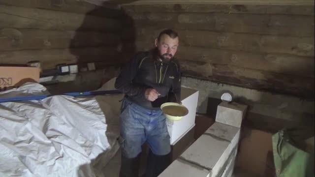 Копаю Картофель -  Выкладываю Стену из Пеноблоков  - Монтирую Лестницу Соседу -2020