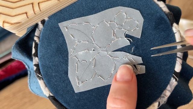Как ПЕРЕВЕСТИ РИСУНОК вышивки на ткань: 6 способов