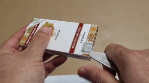 Opening a Pack of Cuban ROMEO Y JULIETA Cigarillos 5 Puritos Cigars