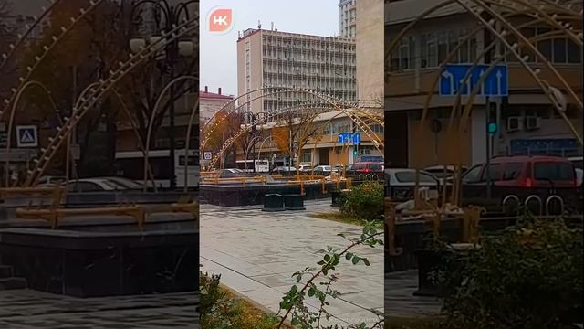 Что то грандиозное готовит Сергей Галицкий в Краснодаре на улице Красной к Новому году. 🎁