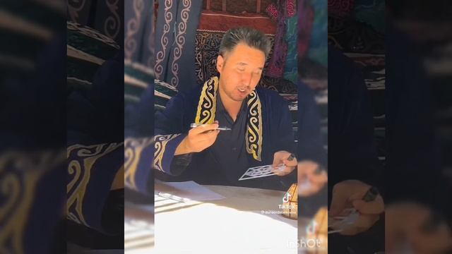 Обзор видеоурок кто такие казахи  и Кыпчаки Какая между ними связь.