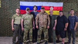 Команда проекта "Народы вместе сквозь года" доставила бойцам, которые сегодня выполняют служебно-бое