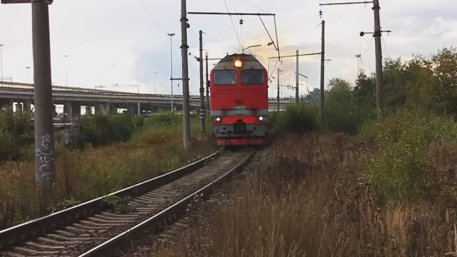 2ТЭ116У-0112 (РЖД/Окт, ТЧ-18 Дно) с грузовым поездом (70 ваг.)