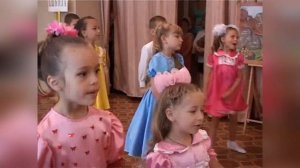 Песня: "Наступает расставанье, скоро в школу мы пойдём"