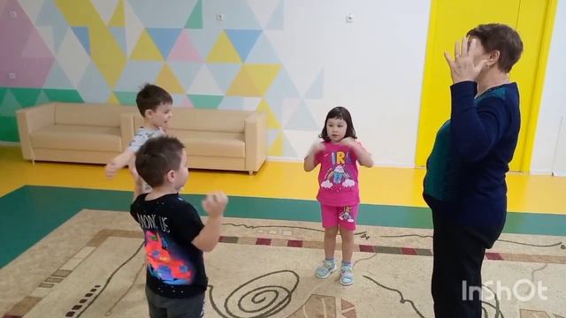 Подвижная игра "Маланья"
