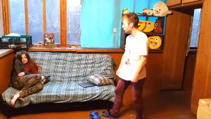 Я ПРОТЕКЛА ПРАНК   ПАРЕНЬ БРОСИТ МЕНЯ   ОН ВЕСЬ В КРОВИ И БЕШЕНСТВЕ   ЖЕСТОКИЙ ПРАНК   АНАНАСТЕНЬКА