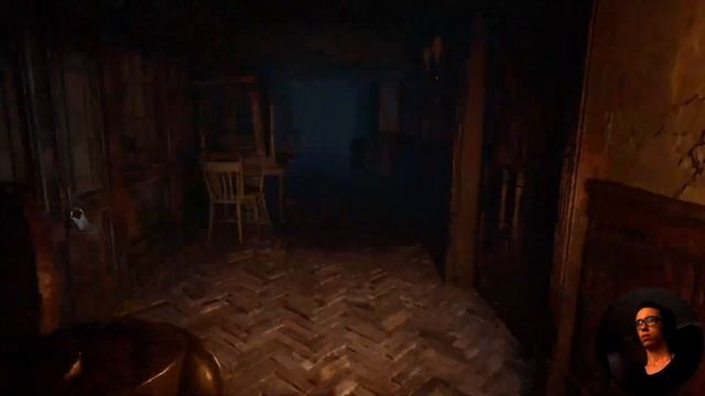 Встреча с момашей. Прохождение Silver Chains #1