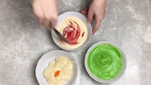 КАК ПРИГОТОВИТЬ РАДУЖНЫЙ ТОРТ С КРЕМОМ В ДОМАШНИХ УСЛОВИЯХ? С цветными коржами, бисквитный