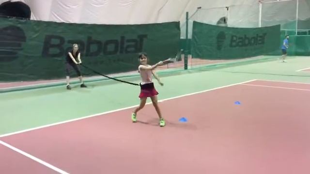 Тренажеры для тенниса. Тренировка с тросом-амортизатором.