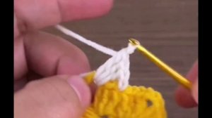 Бабочка крючком.Вязаная игрушка на ёлку.