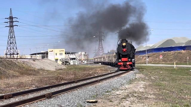Ретропоезд "Уральский экспресс". Паровоз Л-4372