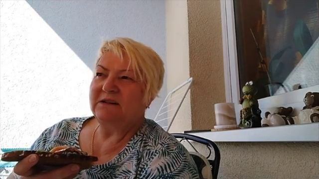 Завтрак на балконе/Пенсия -  старость в радость