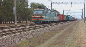 ВЛ80С-549 (БЧ, ТЧ-3 Барановичи) с небольшим грузовым поездом