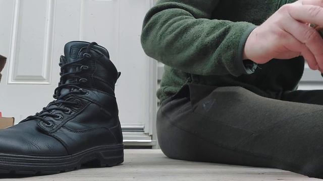 Duty Boot Restoration ASMR (LOFI) - Part 1 (applying polish) смотреть онлайн