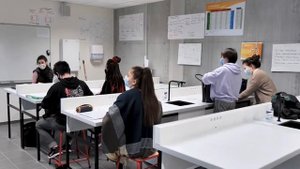 Потолочные и стеновые панели Ecophon в учебном помещении | Влияние акустики на процесс обучения