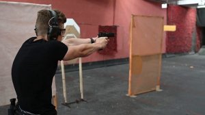 Что из себя представляет боевой интерактивный тир | #самооборона #оружие #стрелок