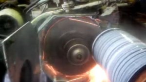 Работа на круглошлифовальном станке.