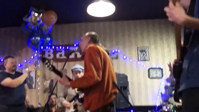 Серый Дым  Отель для Мурки