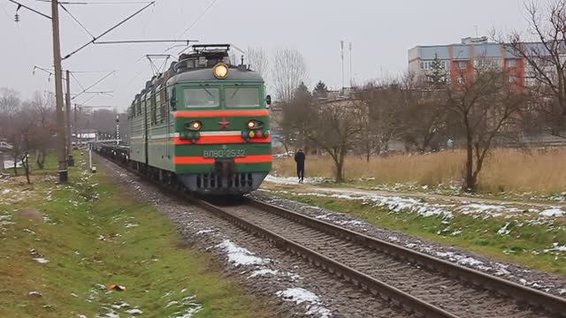 ВЛ80С-2532 (БЧ, ТЧ-3 Барановичи) с порожним контейнерным поездом