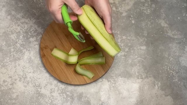 КАК ПРИГОТОВИТЬ СЛАЙСЫ ИЗ КАБАЧКОВ? Потрясающе вкусная и простая закуска быстрого приготовления