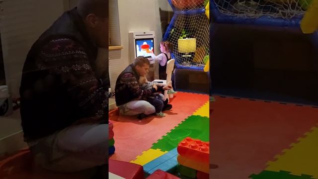 Люблю на них смотреть)