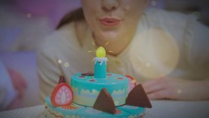 Торт игрушка "Счастливого дня рождения"