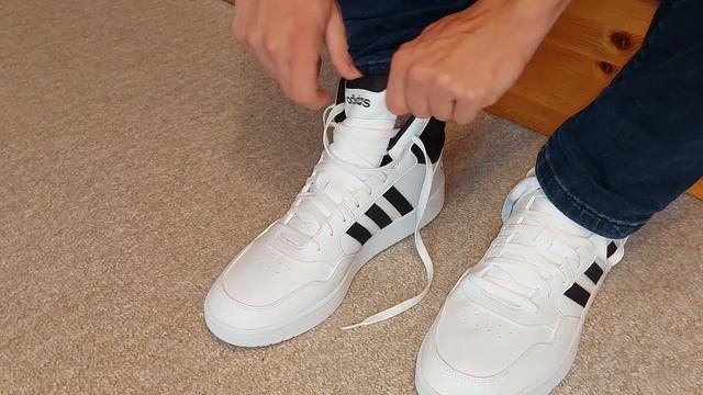 Putting on Adidas HOOPS 3.0 MID and go out смотреть онлайн