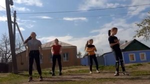 Танец под песню Мона Лиза