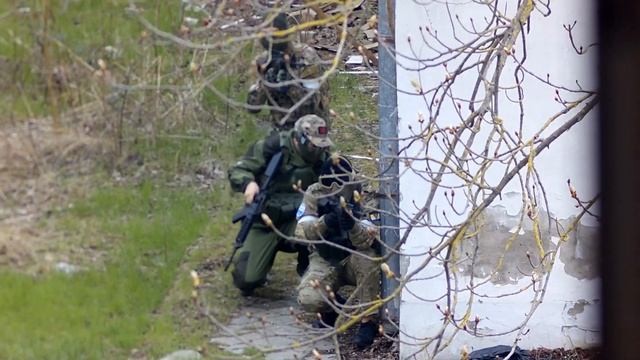 страйкбол снайпер в городских условиях  M40A5 VFC gas rifle on HPA