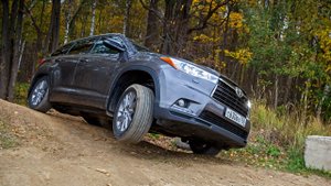 Алексей Смирнов о внедорожнике Toyota Highlander