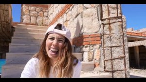 BİR GÜN BOYUNCA HER ŞEY DEV 2 DİLA KENT