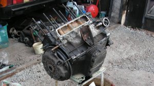 Запуск отремонтированного мотора на моём Москвиче 2140SL.