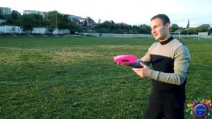 HOW TO THROW A FRISBEE/КАК БРОСАТЬ ФРИСБИ