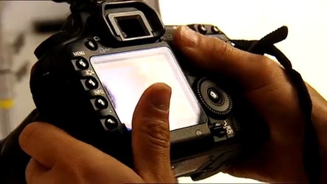 Susan Sideropoulos sucht den schönsten Haarschwung смотреть онлайн