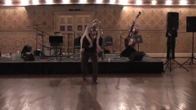 LOTR2009 - Cabaret Division - Kevin and Jo смотреть онлайн