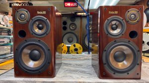 ONKYO Monitor 900