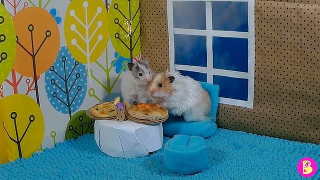 ХОМЯЧКИ В КАФЕ/Hamsters in a cafe смотреть онлайн