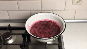 Варенье из брусники с яблоками на зиму  Заготовки брусничного варенья с яблоками
