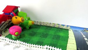 Растения против Зомби мультик из игрушек. Plants vs. Zombies. Зомби атакуют город.