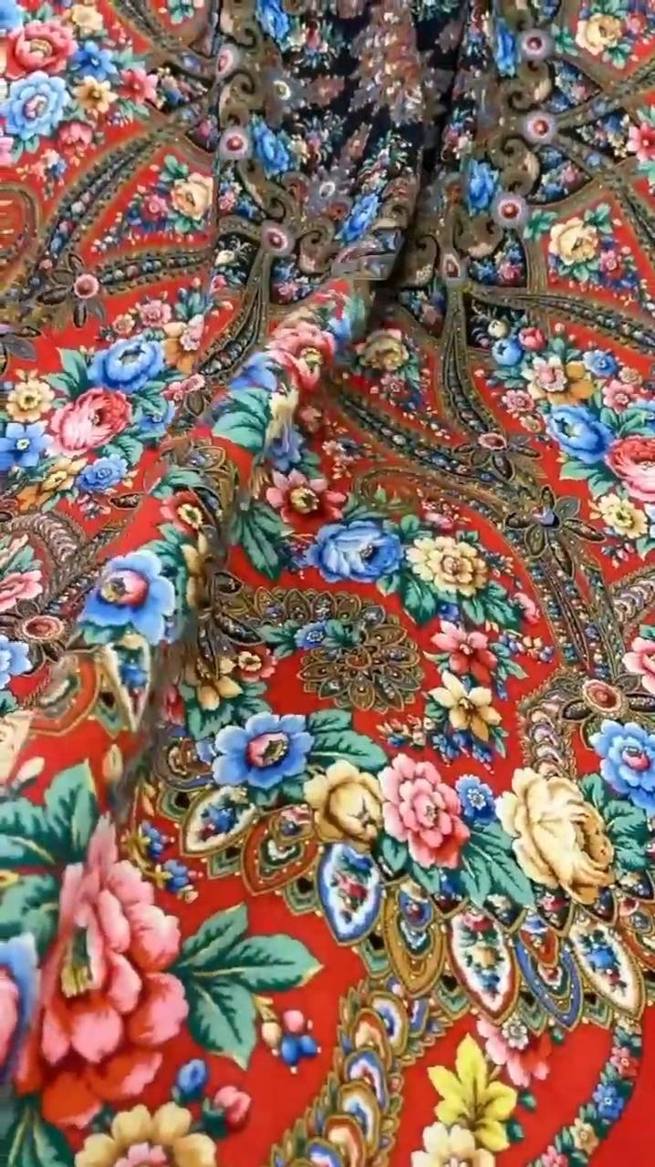 Павловопосадский платок "Красавица" 1914-5 смотреть онлайн