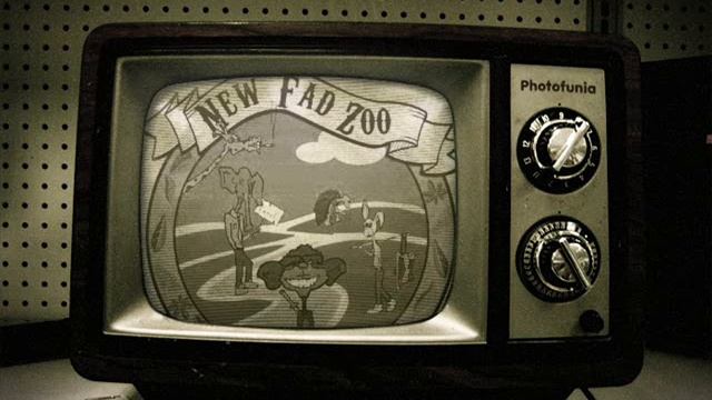 World Around My Finger- New Fad Zoo смотреть онлайн