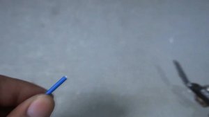 4 интересных эксперимента с батарейкой