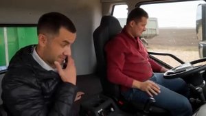 Зерновоз самосвал с трёхсторонней разгрузкой FAW полный обзор 8705-127-85-88