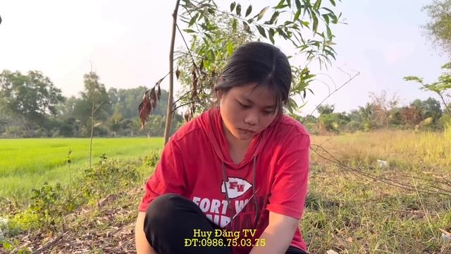 Thông tin Chấn Động " Về Cô gái 18 Tuổi Sống Ngôi Miếu Hoang Vắng Chưa Ai Biết смотреть онлайн