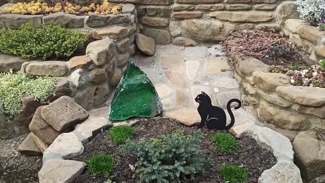 История о том как создавалась клумба🥰🤗 общий вид цветников 🌸  #цветыдлядуши #весна #цветы