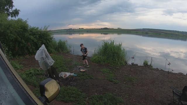 ЗАЧЁТНЫЙ КАРП на ЖМЫХ!!! смотреть онлайн