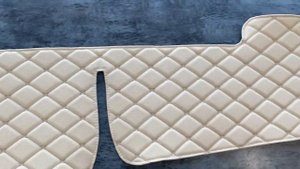 Накидка на панель приборов ВАЗ 2108, 2109, 21099 декоративный бежевый ромб