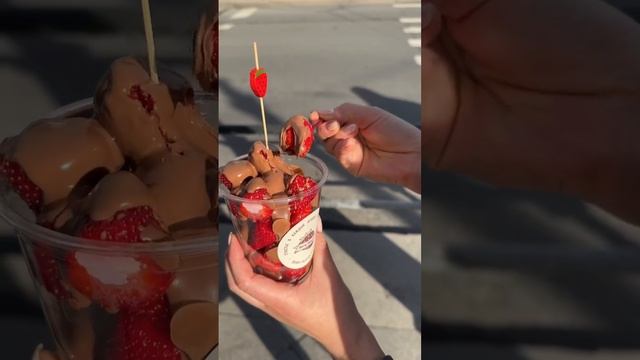 Та самая невероятно вкусная клубника с растопленным бельгийским шоколадом  #клубникавшоколаде