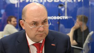 Губернатор Курской области Смирнов предупредил об увольнениях чиновников