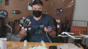 Building my own VR Haptic Gloves with the VR GLOVE MASTER